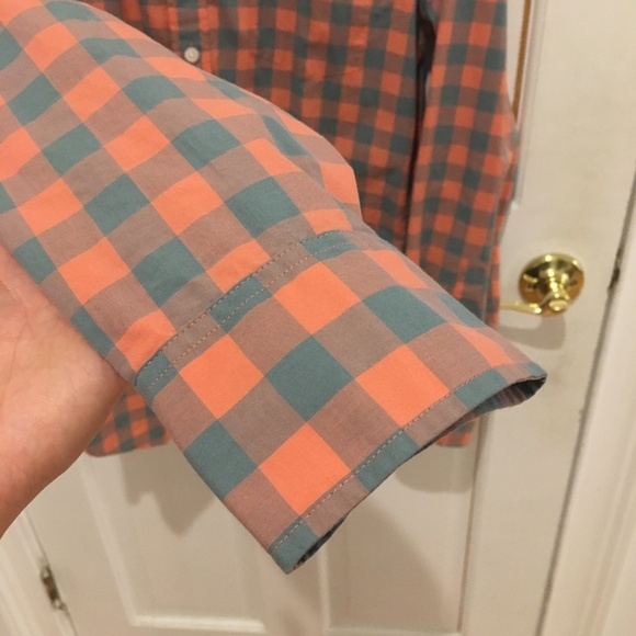 J. crew Men's Slim Fit Shirt Size Medium - Picture 4 of 4